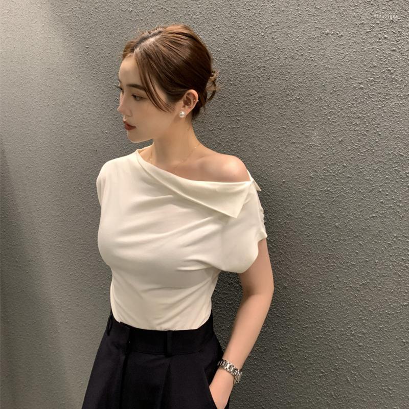 Women's T Shirts Ins Summer Simple Temperament Fashion Niche Design Sense Slim Oblique Shoulder Short Sleeve T-shirt Top, Beige
Women's T Shirts Ins Summer Simple Temperament Fashion Niche Design Sense Slim Oblique Shoulder Short Sleeve T-shirt Top, Beige
