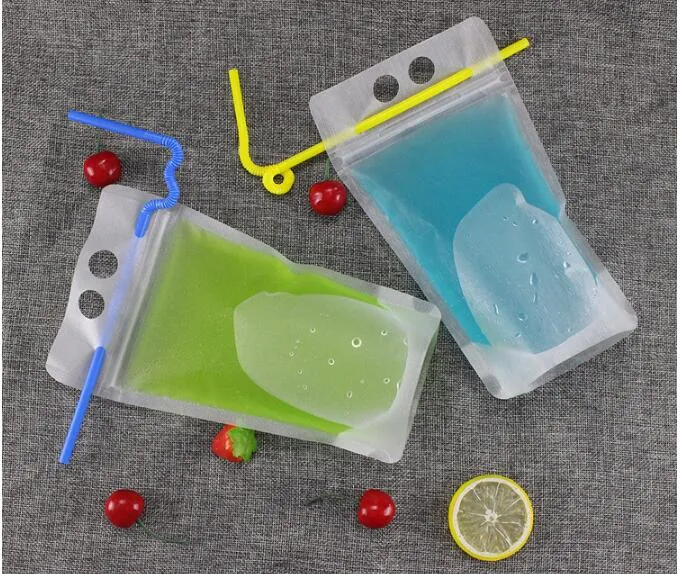 High-end Clear Drink Pouches Bags frosted Zipper Stand-up Plastic Drinking Bag with straw with holder Reclosable Heat-Proof 17oz