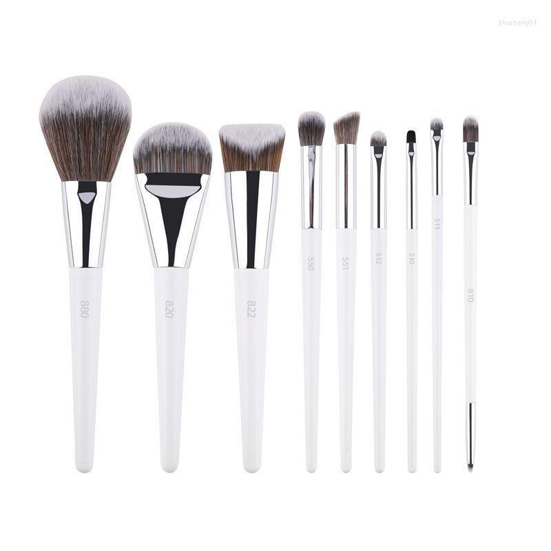 Makeup Brushes 1pc White Powder 3D Liquid Foundation Base Make Up Brush Eyeshadow Blending Detail Face Eye Concealer Beauty Tool
Makeup Brushes 1pc White Powder 3D Liquid Foundation Base Make Up Brush Eyeshadow Blending Detail Face Eye Concealer Beauty Tool