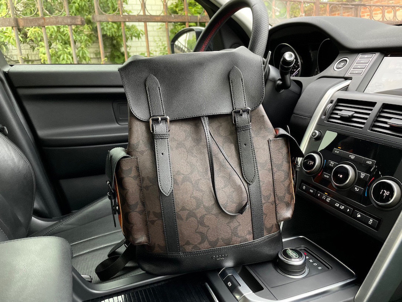 fashionable black backpack vintage laptop art backpack backpack with travel school waterproof bag suitable for men and women with 15.6-inch laptop dark gray backpack, 2 size 38 * 29cm
fashionable black backpack vintage laptop art backpack backpack with travel school waterproof bag suitable for men and women with 15.6-inch laptop dark gray backpack, 2 size 38 * 29cm