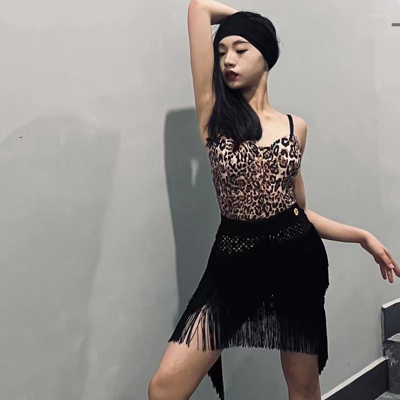 Stage Wear Latin Dance Clothes Women'S Sexy Tops Fishnet Tassel Skirt Suit National Standard DQS10701, Top
Stage Wear Latin Dance Clothes Women'S Sexy Tops Fishnet Tassel Skirt Suit National Standard DQS10701, Top