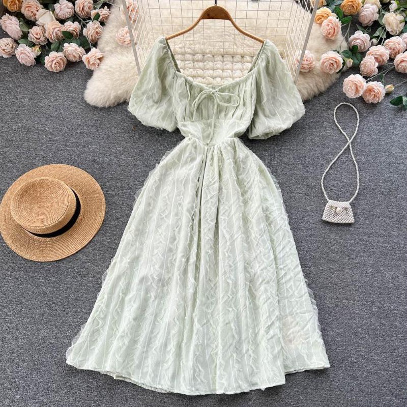 Party Dresses Summer French Lace Jacquard Short-sleeved Sweet Square Neck Retro Waist Gentle Wind Dress, Green
Party Dresses Summer French Lace Jacquard Short-sleeved Sweet Square Neck Retro Waist Gentle Wind Dress, Green
