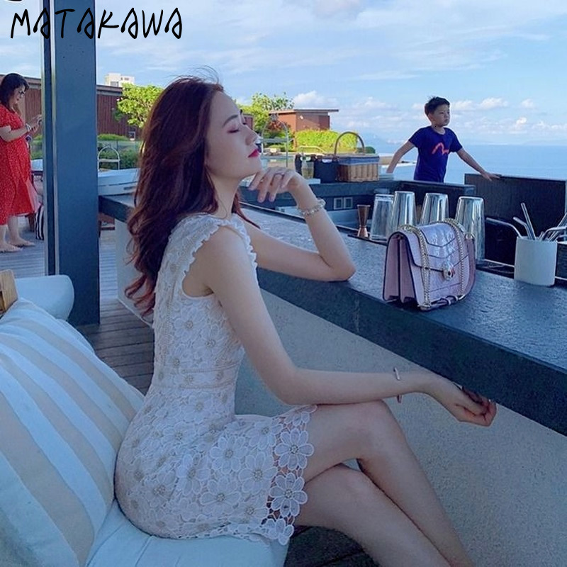 Casual Dresses Matakawa Midi Dress Korean O Neck Sleeveless Lace Robe Femme Summer Elegant Slim Waist Bodycon Dresses Patchwork Pearl Vestido 230509