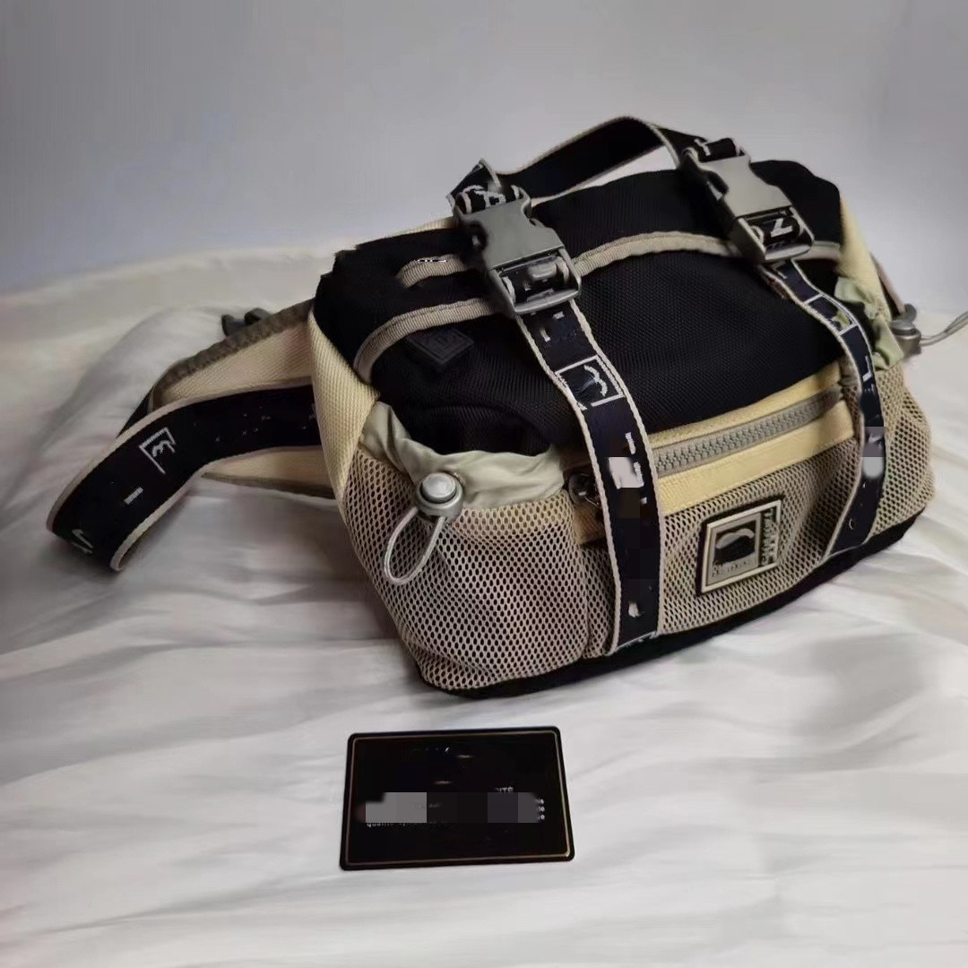 Fashion Waist Bags Men's and Women's Large Capacity Fanny Pack Travel Bag
