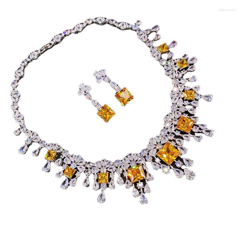 Necklace Earrings Set Pattern Fashion Bridal Zircon Two-piece Women's Jewelry CHD21077, Picture shown
Necklace Earrings Set Pattern Fashion Bridal Zircon Two-piece Women's Jewelry CHD21077, Picture shown