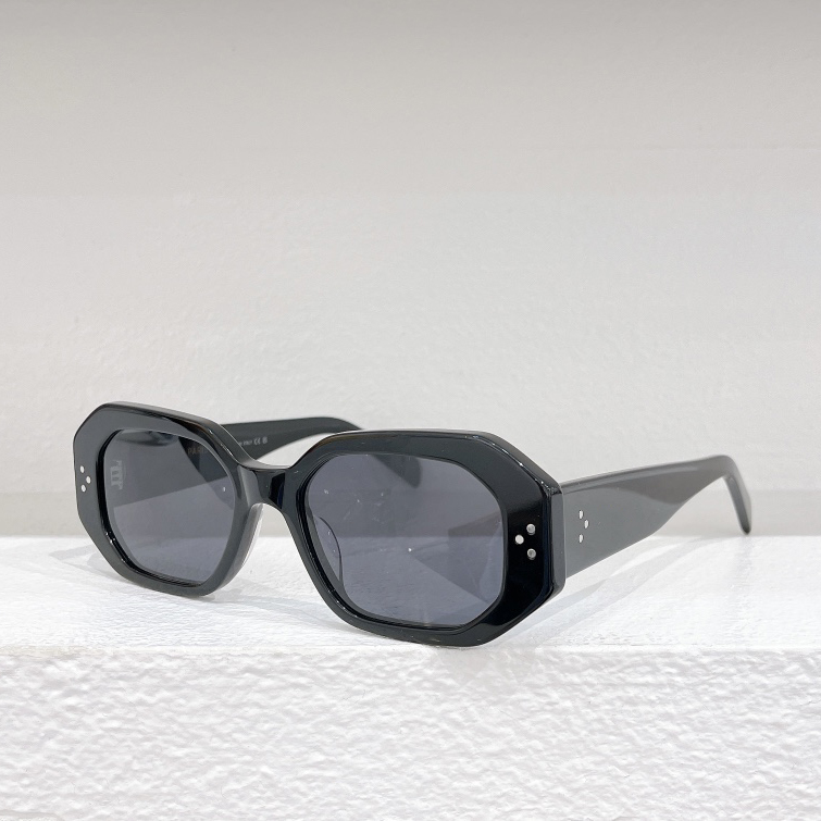 Sunglasses For Men Women Summer 4S255 Designers Style Anti-Ultraviolet Retro Plate Full Frame Random Box 255
Sunglasses For Men Women Summer 4S255 Designers Style Anti-Ultraviolet Retro Plate Full Frame Random Box 255