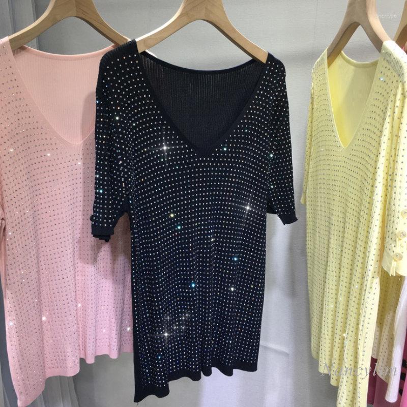 Women's T Shirts Heavy Embroidery Drilling T-shirt Women's Cool Ice Silk Shirt V-neck Slimming Full Diamond Top Summer Short Sleeve, Black
Women's T Shirts Heavy Embroidery Drilling T-shirt Women's Cool Ice Silk Shirt V-neck Slimming Full Diamond Top Summer Short Sleeve, Black