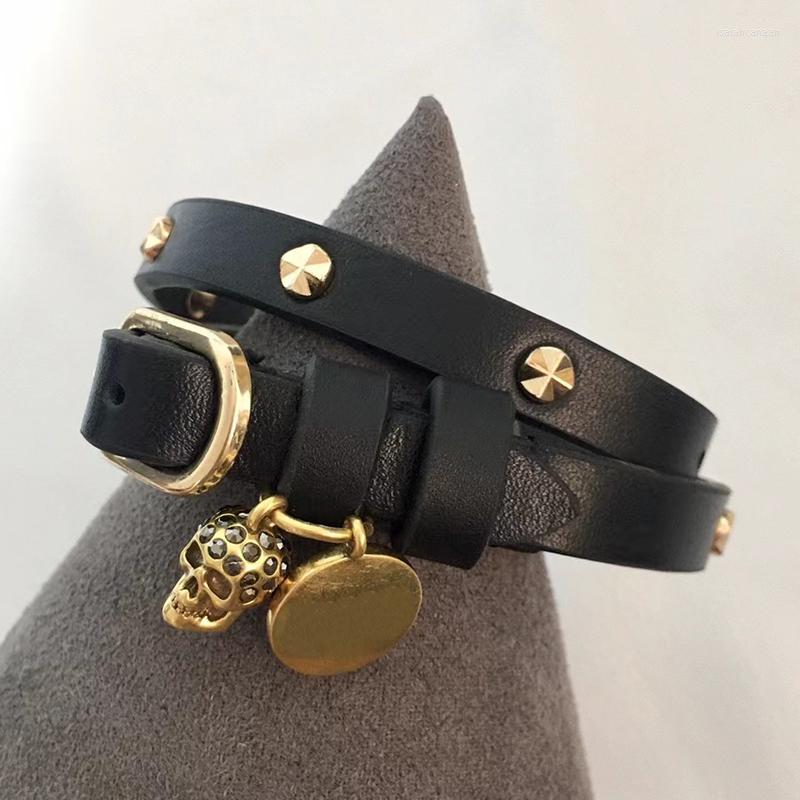 Charm Bracelets European And American Jewelry Retro Leather Skeleton Bracelet Gothic Design Skull Bangles For Women Men
Charm Bracelets European And American Jewelry Retro Leather Skeleton Bracelet Gothic Design Skull Bangles For Women Men