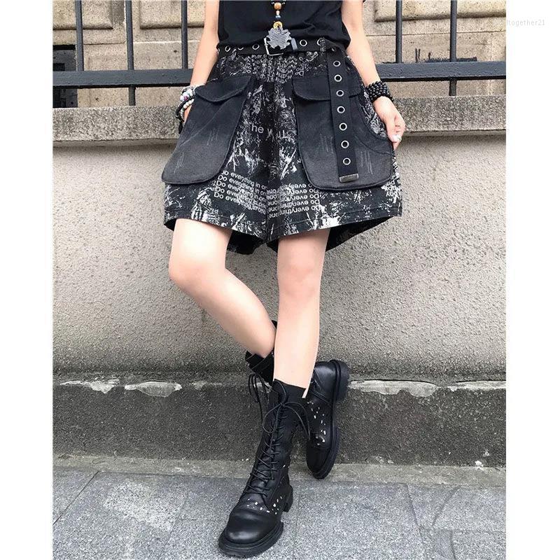 Women's Shorts High Street Vintage Printing Denim Female Pockets Spliced Fashion Belt Elastic Waist Loose Pants Summer Women's Clothing, Black yellow
Women's Shorts High Street Vintage Printing Denim Female Pockets Spliced Fashion Belt Elastic Waist Loose Pants Summer Women's Clothing, Black yellow