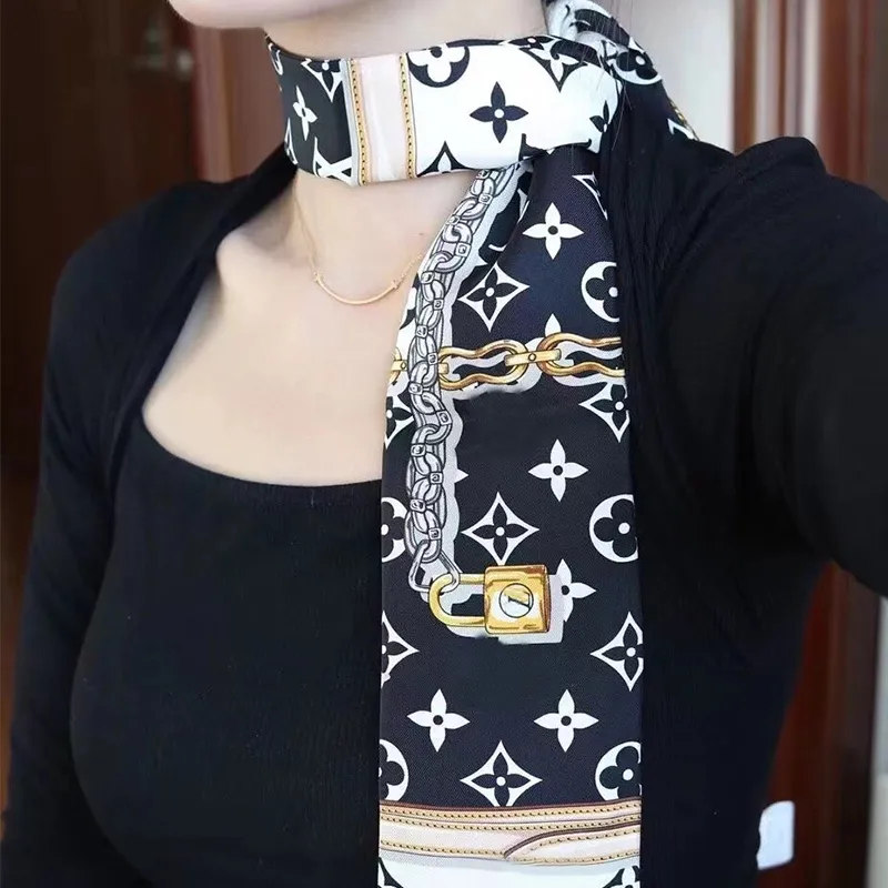 Letter print silk scarf designer headscarf women's scarves fashion long handle bag scarf Paris shoulder backpack luggage ribbon headscarf
Letter print silk scarf designer headscarf women's scarves fashion long handle bag scarf Paris shoulder backpack luggage ribbon headscarf