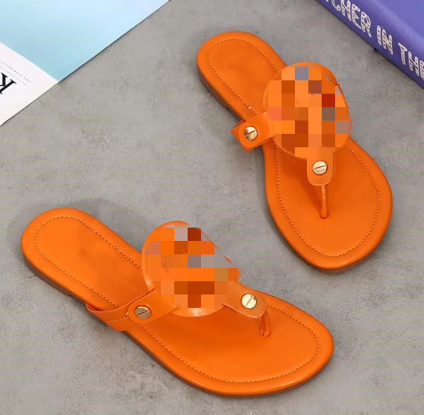Women's Slippers Summer Flip-Flops Fashion American Leather Slippers European Flat Shoes Women
Women's Slippers Summer Flip-Flops Fashion American Leather Slippers European Flat Shoes Women