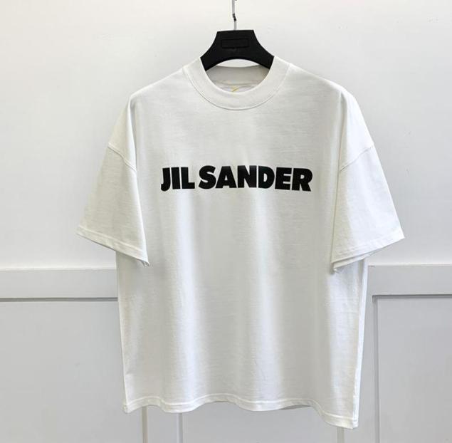 Men039s TShirts Ss22 Short Sleeve Jill Sander Fashion Brand Pure Cotton Round Neck Front Printed Letters Hip Hop Loose Unisex3346192, Black
Men039s TShirts Ss22 Short Sleeve Jill Sander Fashion Brand Pure Cotton Round Neck Front Printed Letters Hip Hop Loose Unisex3346192, Black