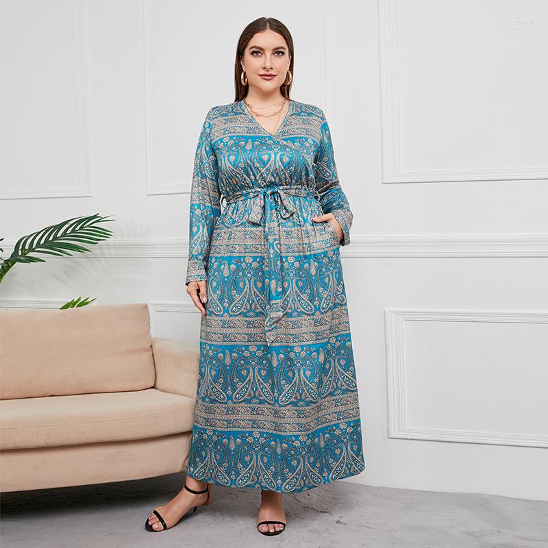Casual Dresses Spring And Summer Large Size Loose Women's V-neck Long Skirt Retro Temperament Cashew Print Dress Swing, Malachite blue
Casual Dresses Spring And Summer Large Size Loose Women's V-neck Long Skirt Retro Temperament Cashew Print Dress Swing, Malachite blue