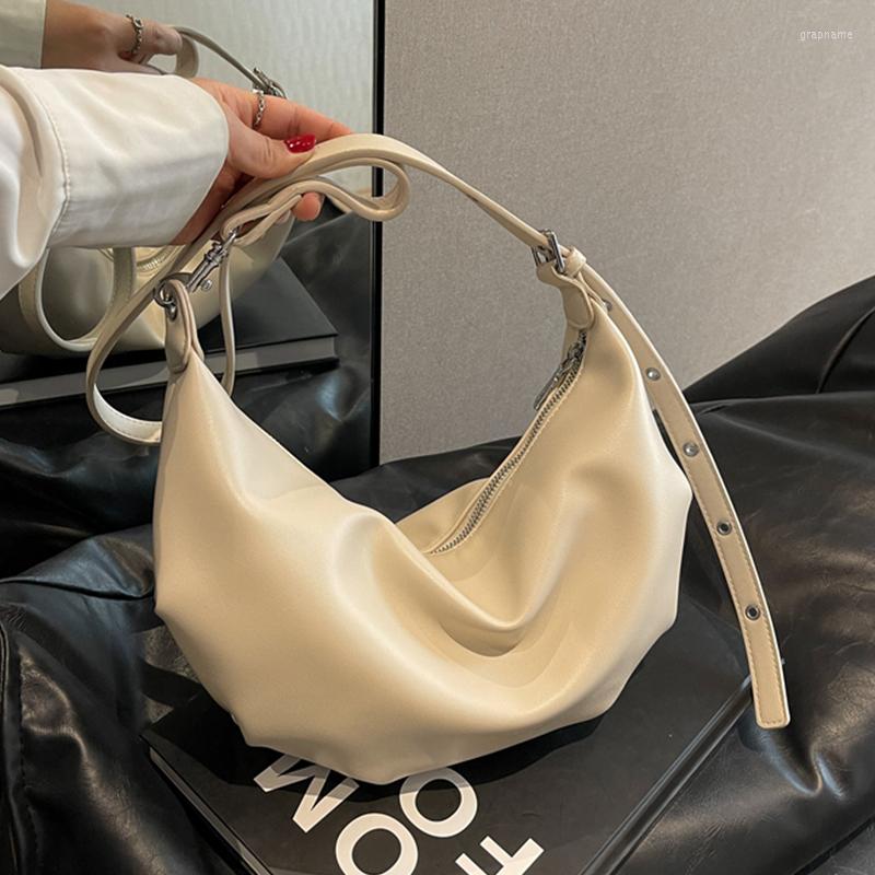 Evening Bags Women Soft Leather Messenger Bag Luxury Designer Shoulder Ladies Simple Solid Color Handbag Fashion Vintage Crossbody Sac, Black
Evening Bags Women Soft Leather Messenger Bag Luxury Designer Shoulder Ladies Simple Solid Color Handbag Fashion Vintage Crossbody Sac, Black
