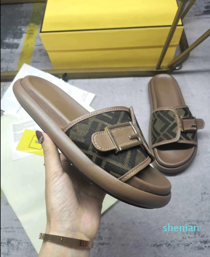 sandals women slipper men slides leather sandal womens Hook & Loop casual shoes 35-45 with box and dust bag, 12
sandals women slipper men slides leather sandal womens Hook & Loop casual shoes 35-45 with box and dust bag, 12