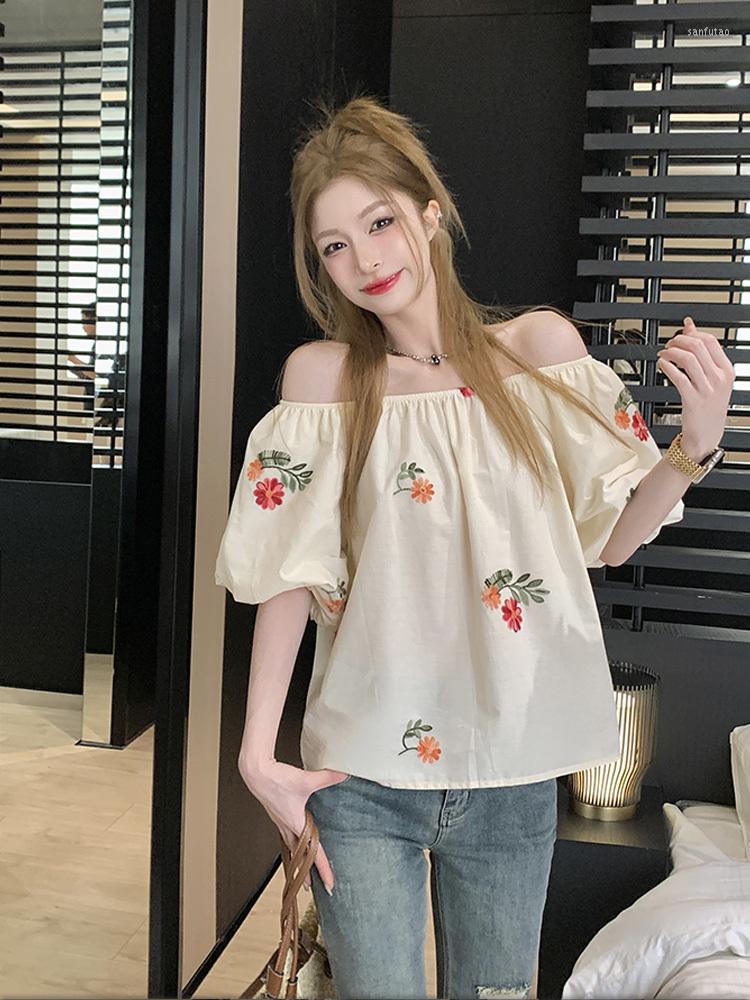 Women's Blouses Vintage Women Blouse Slash Neck Puff Sleeve Summer Tshirts 2023 Blusas Mujer De Moda Embroidery Floral Fashion Tops, Beige
Women's Blouses Vintage Women Blouse Slash Neck Puff Sleeve Summer Tshirts 2023 Blusas Mujer De Moda Embroidery Floral Fashion Tops, Beige
