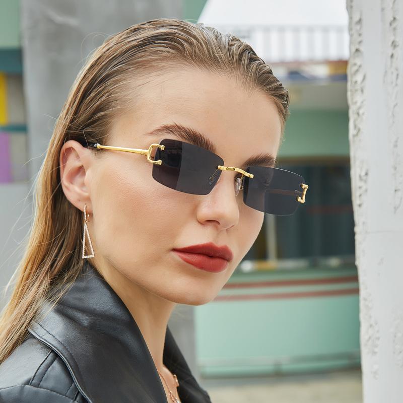 Sunglasses Maricr 2023 Fashion Small Rectangle Women Rimless Square Luxury Design Sun Glasses Summer Style Female UV400
Sunglasses Maricr 2023 Fashion Small Rectangle Women Rimless Square Luxury Design Sun Glasses Summer Style Female UV400