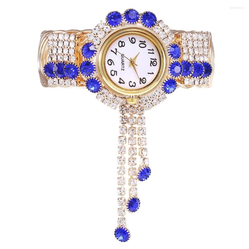 Wristwatches Luxury Watches For Women Exquisite Alloy Fashion Watch Creative Fringe Quartz Bracelet Wrist Elegante Montre
Wristwatches Luxury Watches For Women Exquisite Alloy Fashion Watch Creative Fringe Quartz Bracelet Wrist Elegante Montre