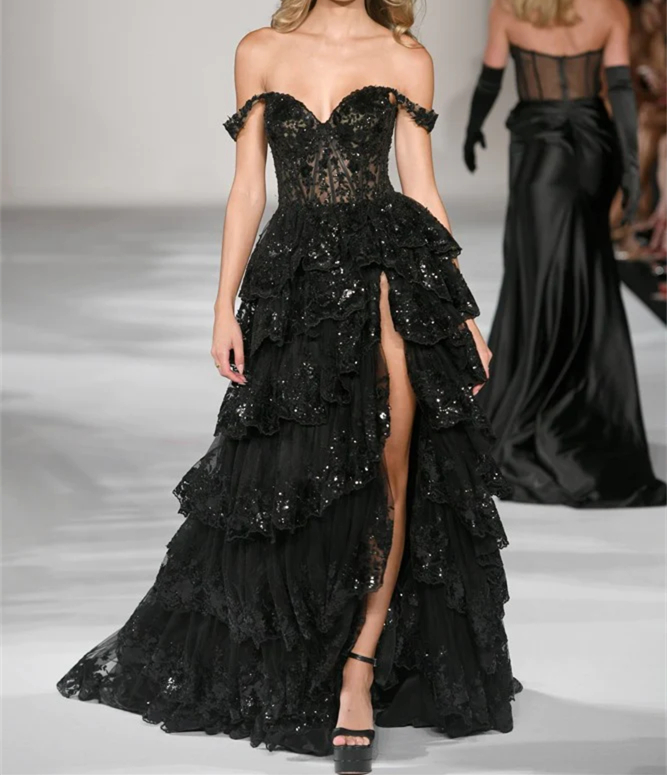 Black Vintage Sweetheart Prom Dresses Off the Shoulder A-line Appliques Lace Sequins Sexy High Slit Floor Length Formal Evening Gowns Tiered