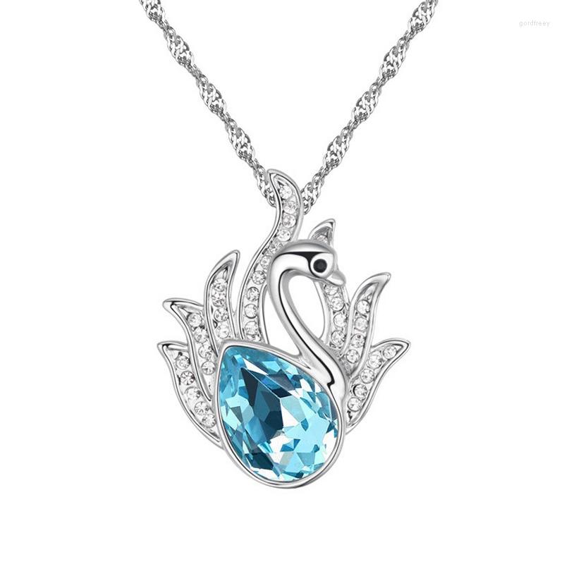 Pendant Necklaces Luxury Women Austrian Crystal Necklace Charm Silver Color Chain For Cute Bridal Wedding
Pendant Necklaces Luxury Women Austrian Crystal Necklace Charm Silver Color Chain For Cute Bridal Wedding