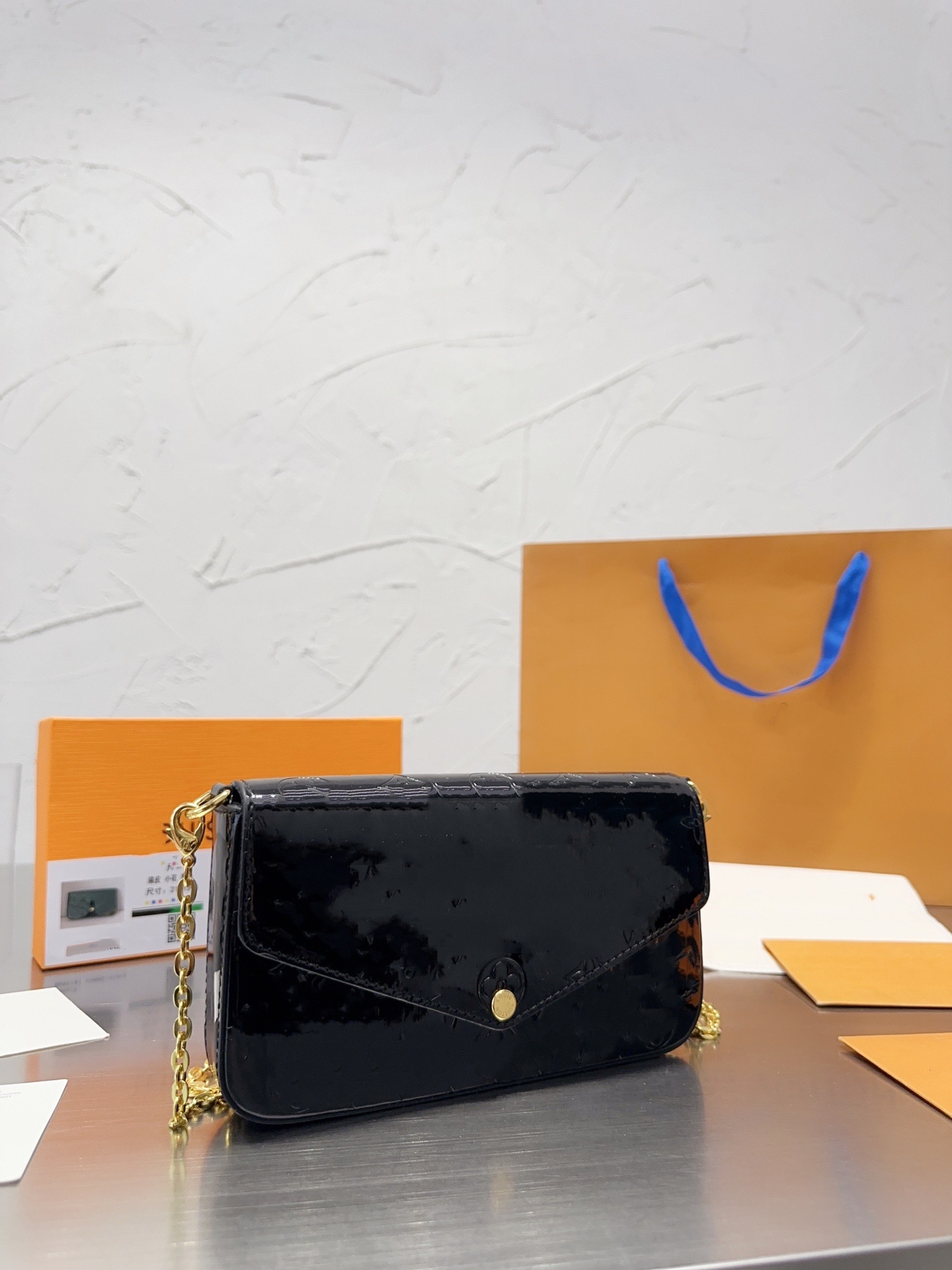 Hot louiseitys multi felicie pochette vuttonse designer bag high quality handbag shoulder bag tote bags for women crossbody bag women handbags figure women bag
Hot louiseitys multi felicie pochette vuttonse designer bag high quality handbag shoulder bag tote bags for women crossbody bag women handbags figure women bag