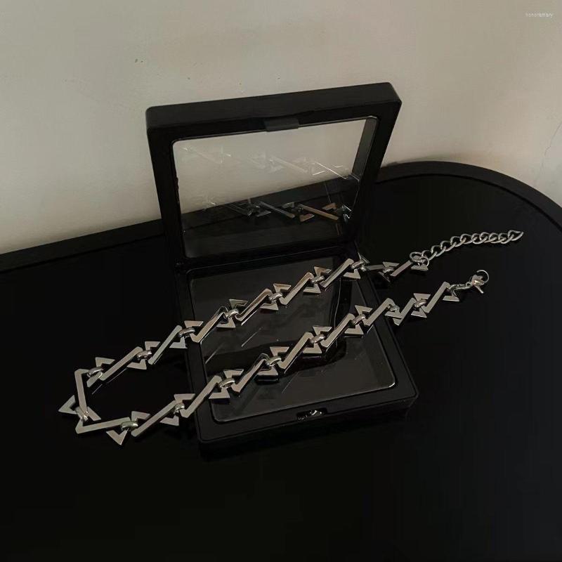 Chains Cool Wind Geometric Splice Necklace For Women Xia Ins Hip Hop Occidental Collar Chain 2023 Fashion Brand Male
Chains Cool Wind Geometric Splice Necklace For Women Xia Ins Hip Hop Occidental Collar Chain 2023 Fashion Brand Male