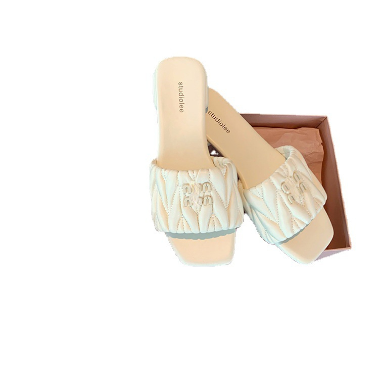 Fashion Non-Slip Square Head Letter Flat for Outdoors Slippers Women's Leather Summer New
Fashion Non-Slip Square Head Letter Flat for Outdoors Slippers Women's Leather Summer New