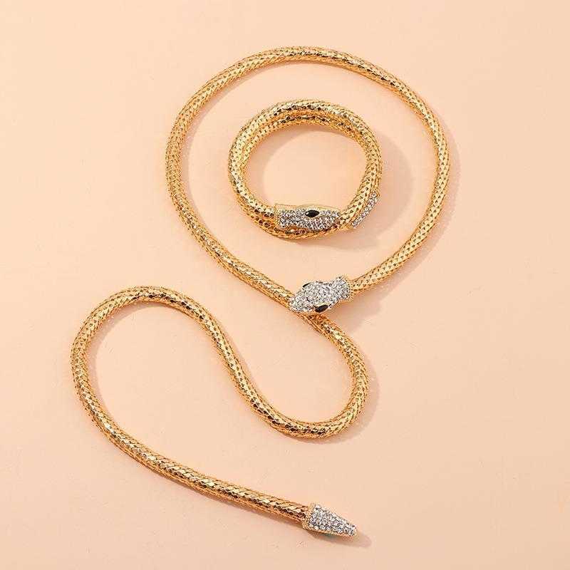 Nai Beading Charm Wholesale Retro Fashion Snake Diamond Studded Necklace Shaped Bracelet Wrist Ring
Nai Beading Charm Wholesale Retro Fashion Snake Diamond Studded Necklace Shaped Bracelet Wrist Ring