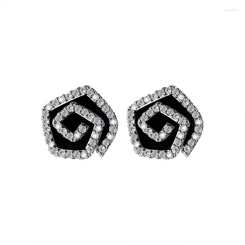 Stud Earrings High Quality White Gold Plated Female Jewelry Fashion Simple Vintage Black Enamel Rose Flower For Women 2023
Stud Earrings High Quality White Gold Plated Female Jewelry Fashion Simple Vintage Black Enamel Rose Flower For Women 2023