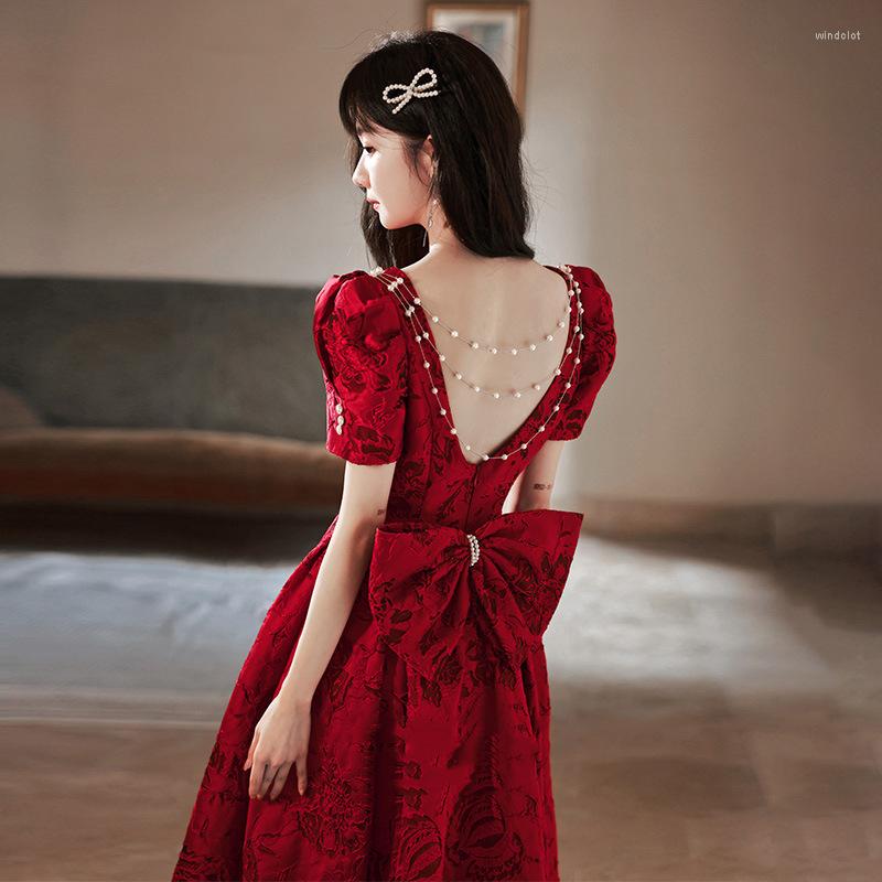 Ethnic Clothing Elegant Wedding Dress Gown Women Bride Short Qipao Burgundy Chineses Dresses Back Hollow Out Robe De Soiree Pure Cheongsams
Ethnic Clothing Elegant Wedding Dress Gown Women Bride Short Qipao Burgundy Chineses Dresses Back Hollow Out Robe De Soiree Pure Cheongsams