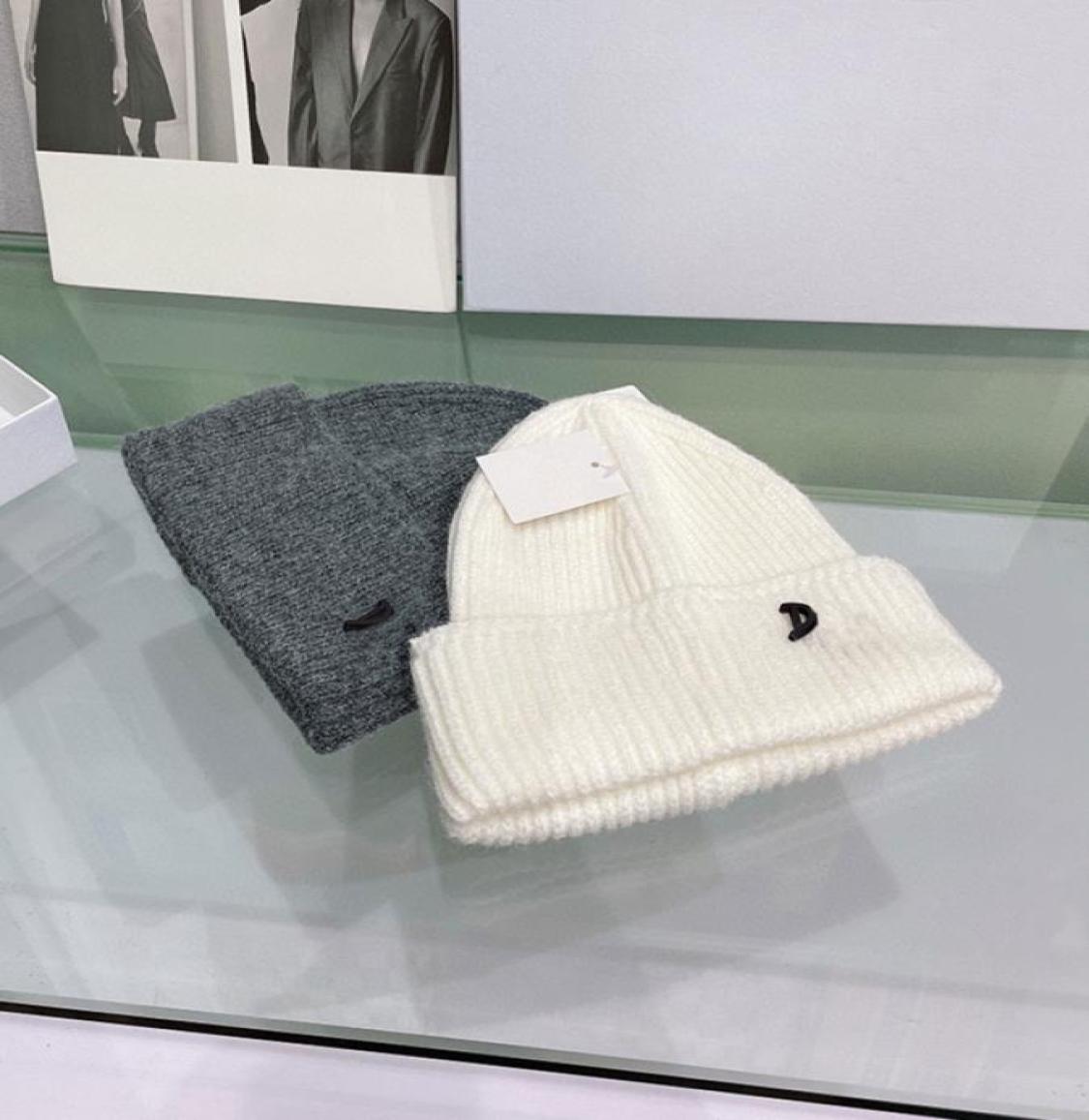 Designer Wool Knitted Hat Winter Warm Beanie Cap Fashion Skull Caps for Man Woman 2 Colors8604529, Beige
Designer Wool Knitted Hat Winter Warm Beanie Cap Fashion Skull Caps for Man Woman 2 Colors8604529, Beige