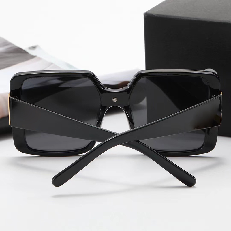 A119 new fashion designer sunglass women's men's advanced sunglasses are available in many colors
A119 new fashion designer sunglass women's men's advanced sunglasses are available in many colors