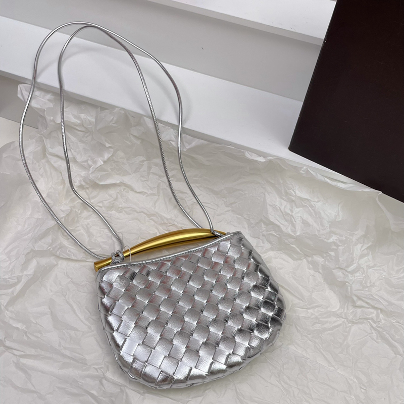 7A mini designer handbag Ladies crossbody bags Mini Sardine Leather Fashion shoulder bag High Quality Luxury handbags New 2023, #3 size:20x12x2cm
7A mini designer handbag Ladies crossbody bags Mini Sardine Leather Fashion shoulder bag High Quality Luxury handbags New 2023, #3 size:20x12x2cm