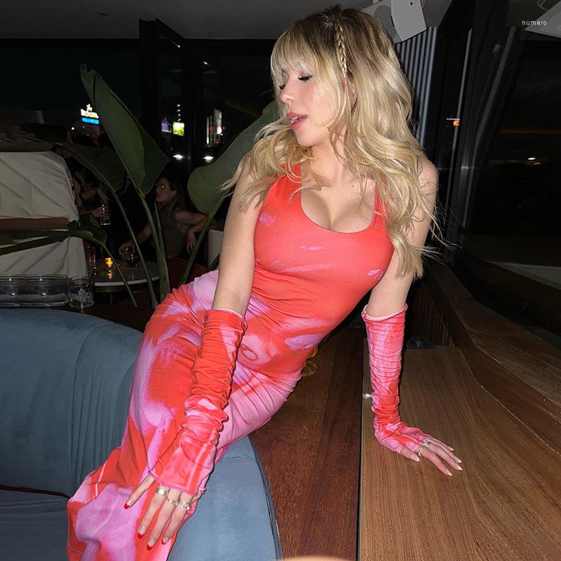 Casual Dresses Y2K Style Funny Print Tank Dress With Gloves 2023 Summer Women Round Neck Sleeveless Body-shaping Maxi Night Clubwear, Blue
Casual Dresses Y2K Style Funny Print Tank Dress With Gloves 2023 Summer Women Round Neck Sleeveless Body-shaping Maxi Night Clubwear, Blue