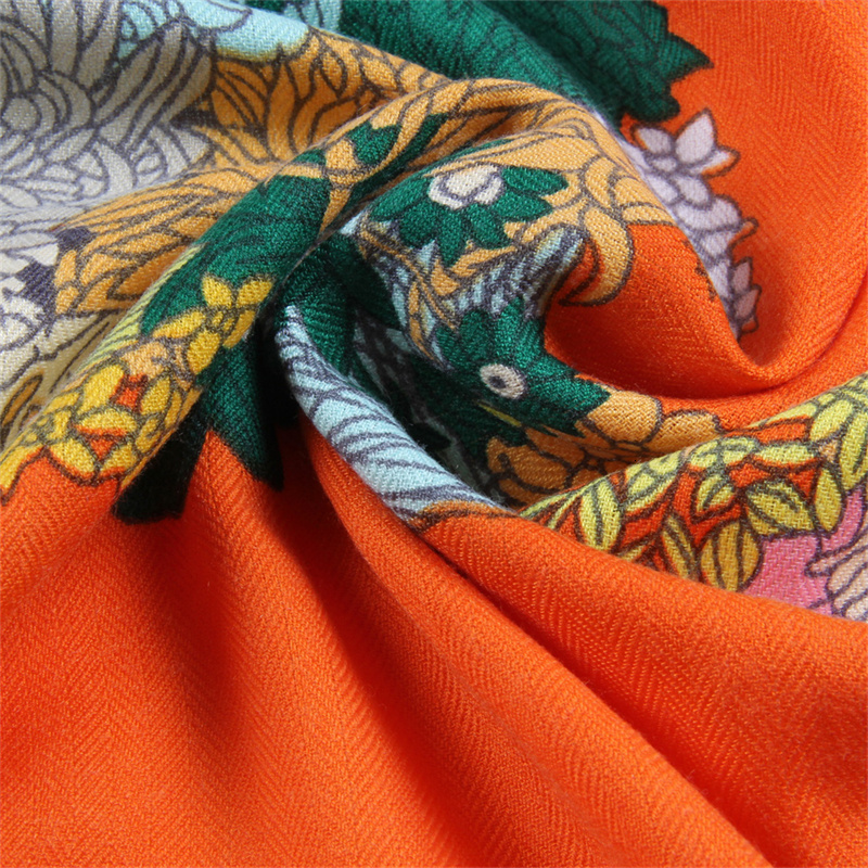 Sarongs POBING Silk Cashmere Scarf Women Hand Rolled Flowers Horse Print Square Scarves Wraps Bandana Big Hijabs Female Foulard 135CM 230508
