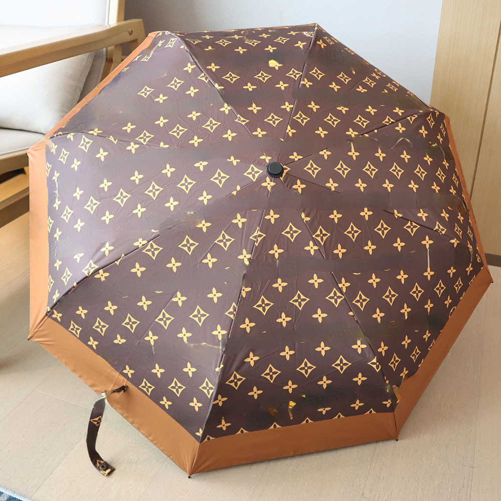 American Famous Fashion Vinyl Sun Protective Sun Umbrella Sunny and Rain Dual-Use Three-Fold Hand Open Wood Handle Gift Umbrella