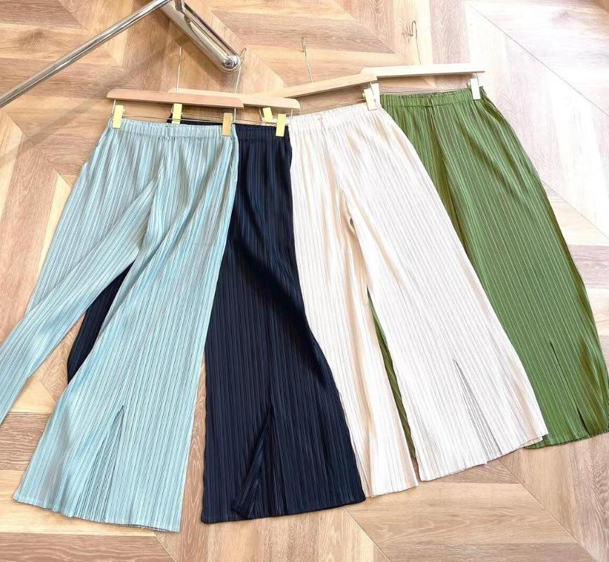 Women's Pants Wide-leg Women's Miyake Pleated Texture All-match Front Slits Loose Casual Women, Picture color
Women's Pants Wide-leg Women's Miyake Pleated Texture All-match Front Slits Loose Casual Women, Picture color