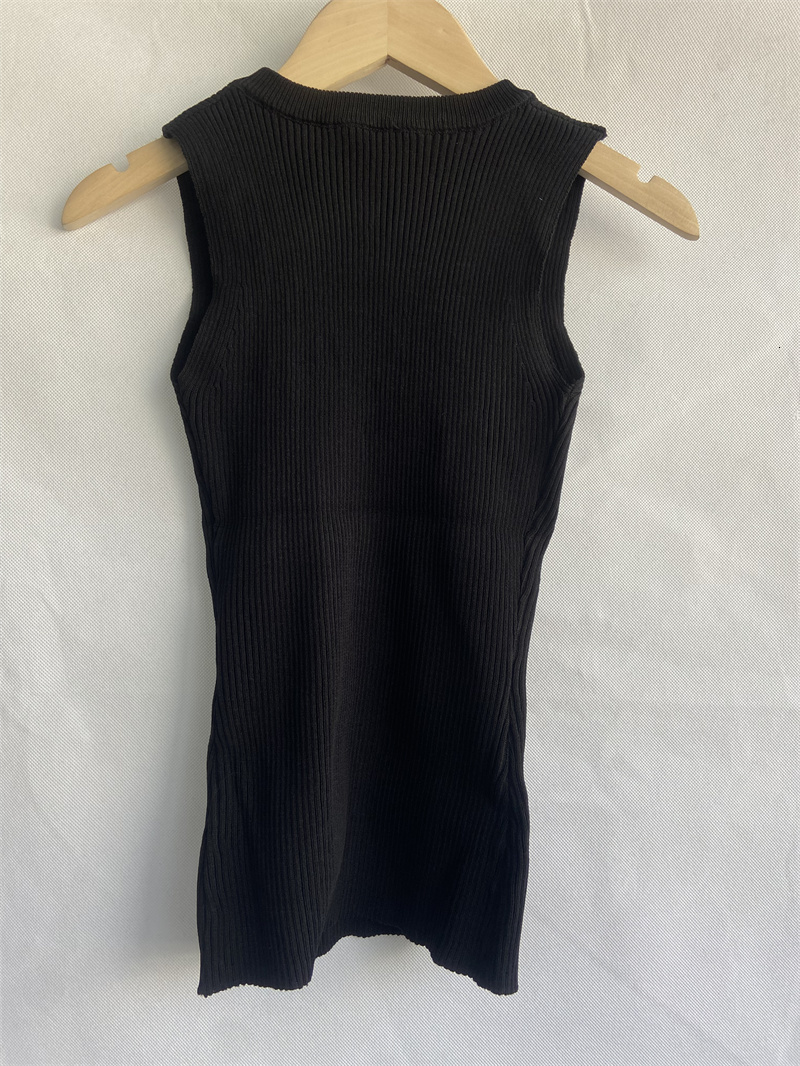 Womens Tanks Camis Knit Y2k Tops Women Clothing Oneck Sleeveless Tunic Vest Fashion Summer Chic Hollow Out Sexy Ropa Mujer 230510