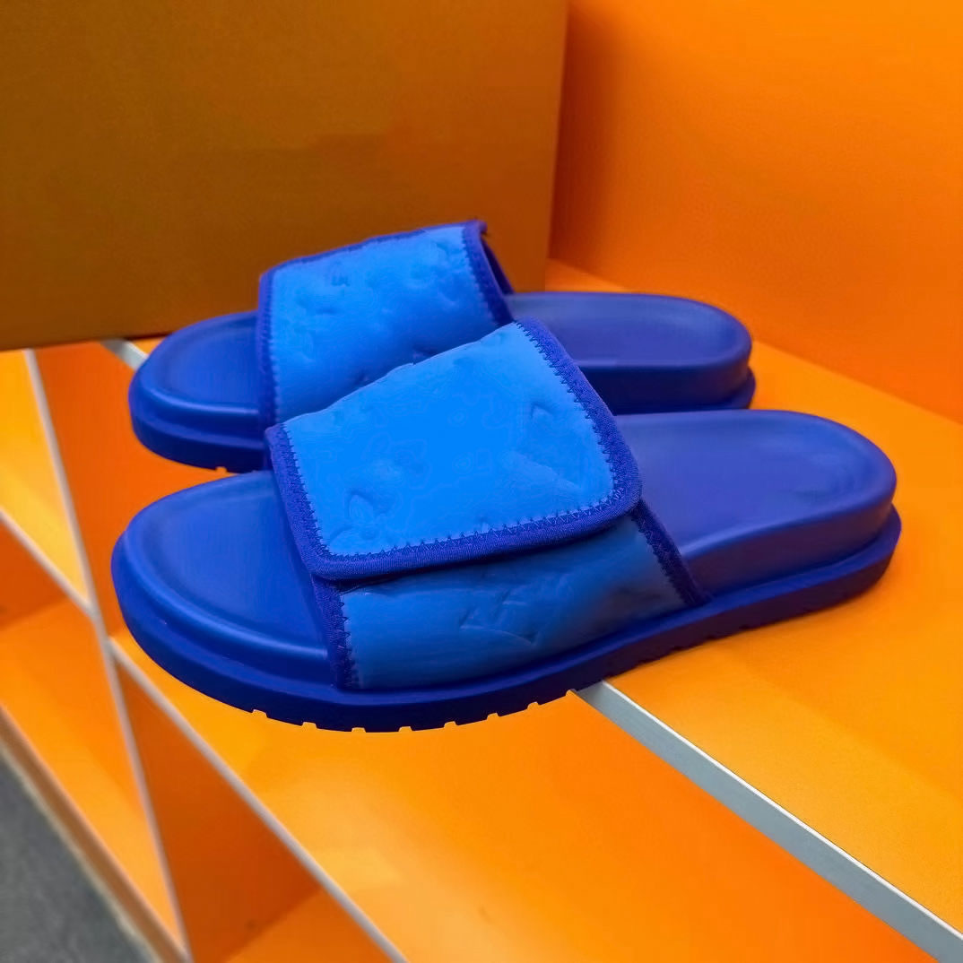 MIAMI flip-flops Pool Pillow Designer Slippers waterfront miami MULE Sandals Calfskin Slides bom dia Flat Mules sliders Comfort Summer Beach Slipper 08
MIAMI flip-flops Pool Pillow Designer Slippers waterfront miami MULE Sandals Calfskin Slides bom dia Flat Mules sliders Comfort Summer Beach Slipper 08