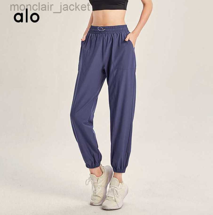 Desginer Alos Yoga Leggings Spring/summer Sports Leggings Quick Drying Leggings Fitness Capris Loose Fitting Casual Women' Pants, Gray
Desginer Alos Yoga Leggings Spring/summer Sports Leggings Quick Drying Leggings Fitness Capris Loose Fitting Casual Women' Pants, Gray