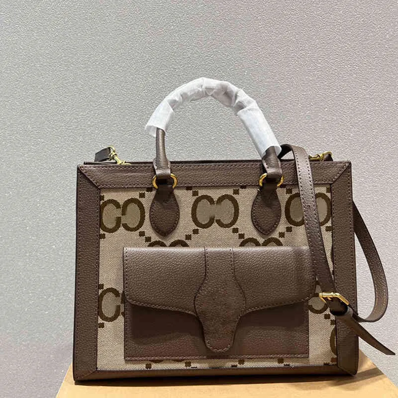 Designer Luxury Bags For Womens Handbags Crossbody Purses ggitys Large Capacity Versatile Totes Multicolour Fashion Lnclined Shoulder Black Wallet
Designer Luxury Bags For Womens Handbags Crossbody Purses ggitys Large Capacity Versatile Totes Multicolour Fashion Lnclined Shoulder Black Wallet