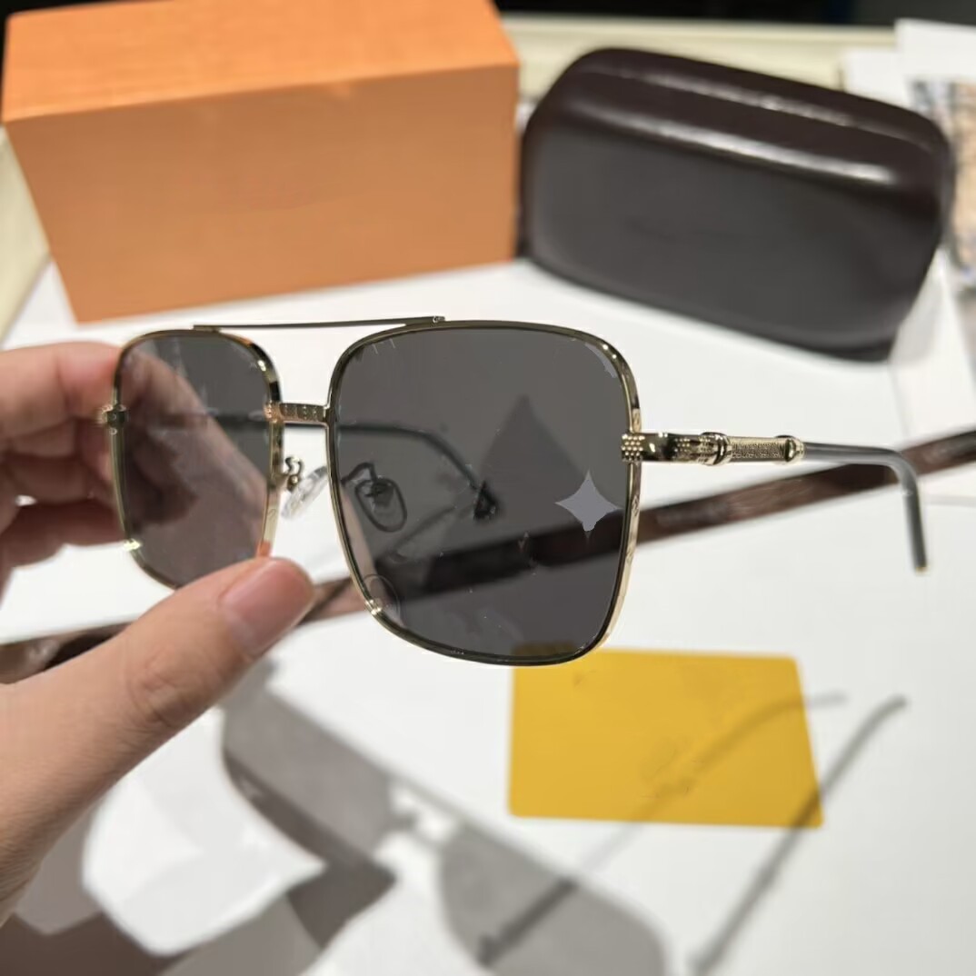 Luxury Sunglasses polarized sunglasses For Man Woman Unisex Designer Goggle Beach Sun Glasses Retro Small Frame Luxury Design UV400 Top Quality With Box3212
Luxury Sunglasses polarized sunglasses For Man Woman Unisex Designer Goggle Beach Sun Glasses Retro Small Frame Luxury Design UV400 Top Quality With Box3212