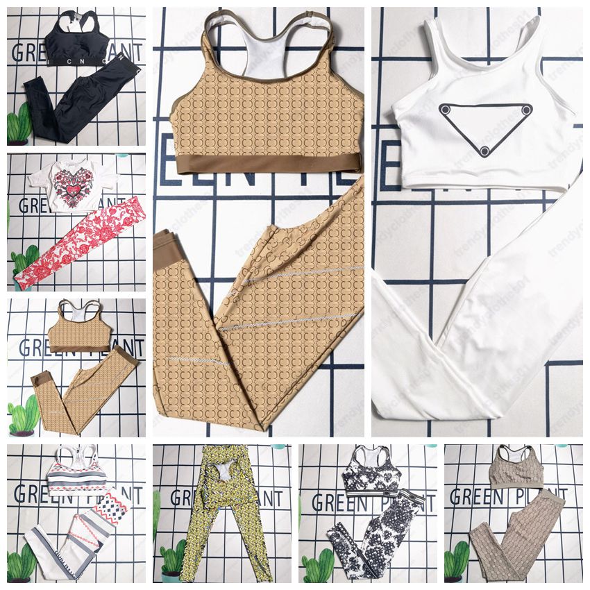 Designer Womens designer Tracksuits Vest Pant Yoga Sets Letter Print floral sports Fitness Print suits crop Leggings running outfits pant fashion woman sweatsuits
Designer Womens designer Tracksuits Vest Pant Yoga Sets Letter Print floral sports Fitness Print suits crop Leggings running outfits pant fashion woman sweatsuits
