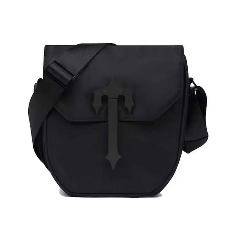 Designer Trapstar men crossbody bag Luxury messager bags designer Nylon Shoulder Bags Casual outdoor Trendy shoulder bag black purse Simple workwear canvas bags, Blue
Designer Trapstar men crossbody bag Luxury messager bags designer Nylon Shoulder Bags Casual outdoor Trendy shoulder bag black purse Simple workwear canvas bags, Blue