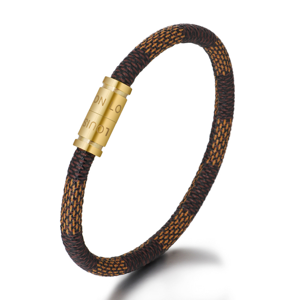 Fashion classic jewelry designer bracelet flat brown brand charm bracelet leather bracelet metal lock Bracelet for men and women lovers jewelry gift
Fashion classic jewelry designer bracelet flat brown brand charm bracelet leather bracelet metal lock Bracelet for men and women lovers jewelry gift