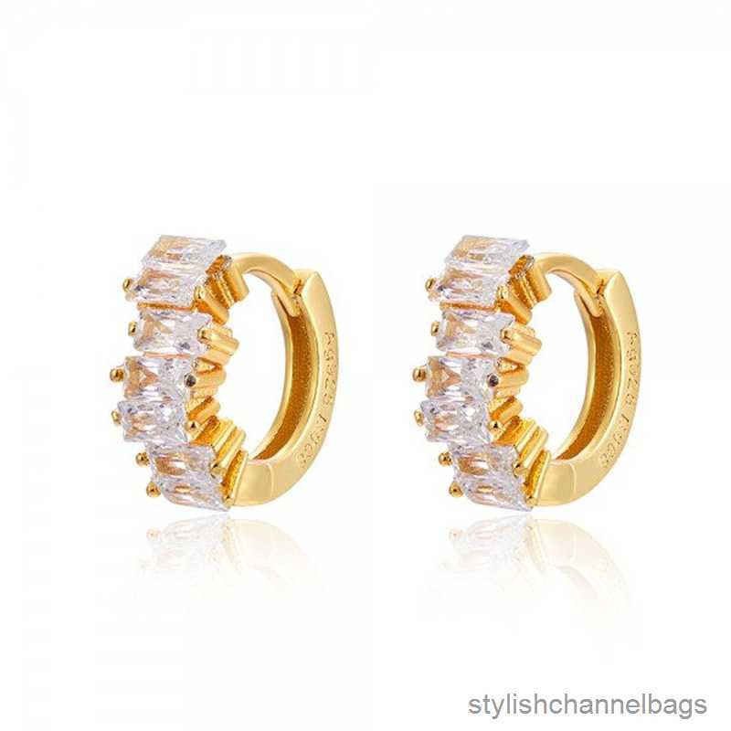 Stud Sterling Silver Small Hoop Earrings Tiny Baguette Huggie Hoop Earrings for Women Crystal Earrings Fashion Jewelry
Stud Sterling Silver Small Hoop Earrings Tiny Baguette Huggie Hoop Earrings for Women Crystal Earrings Fashion Jewelry