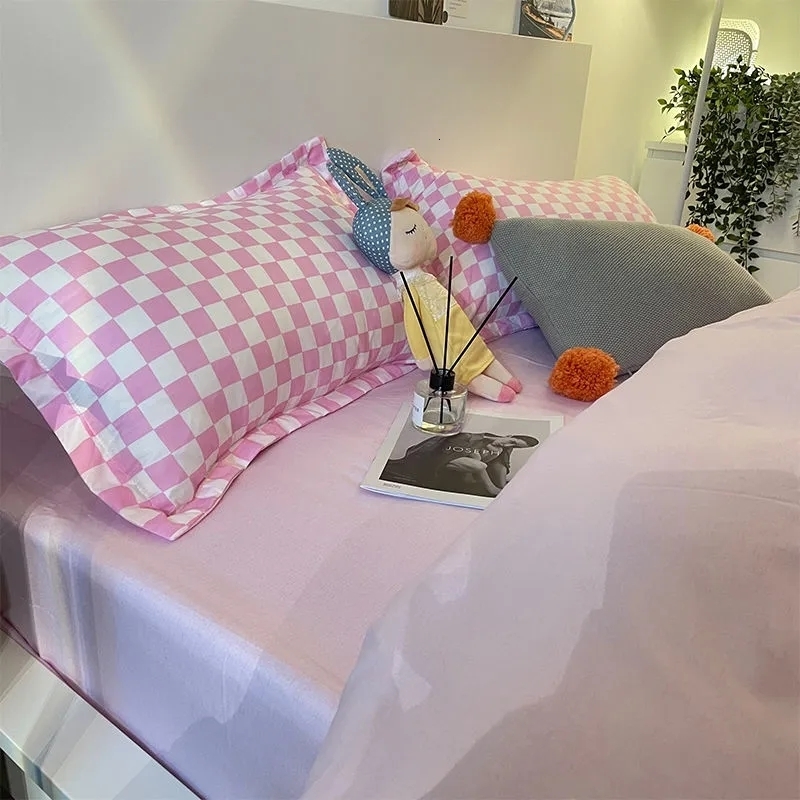 Bedding sets Nordic Pink Black Checkerboard Duvet Cover Sets With Pillow Case Bed Sheet Kids Girls King Queen Twin Kawaii 230510