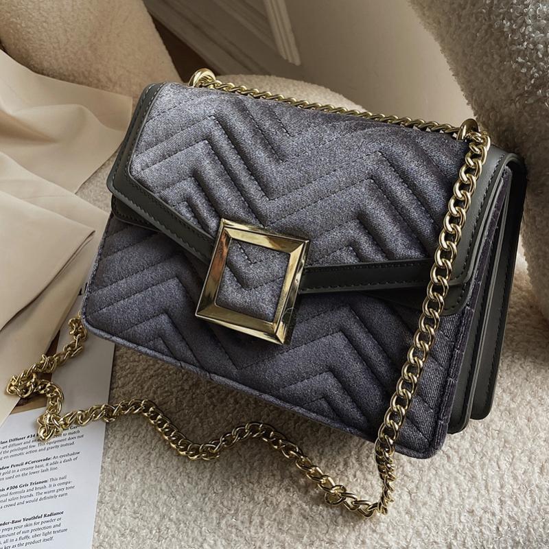 Evening Bags Fall/winter 2023 Velvet Small Rhombic Chain Shoulder Bag Crossbody For Women Luxury Handbags Designer, White
Evening Bags Fall/winter 2023 Velvet Small Rhombic Chain Shoulder Bag Crossbody For Women Luxury Handbags Designer, White
