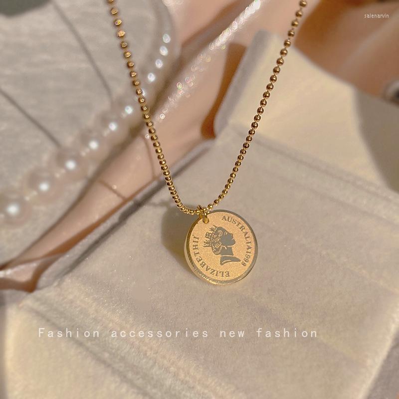 Chains Colorful L Vintage Circular Shape Queen Pendant Clavicle Chain Choker Necklace For Women Fine Jewelry Party Girl Christmas Gifts
Chains Colorful L Vintage Circular Shape Queen Pendant Clavicle Chain Choker Necklace For Women Fine Jewelry Party Girl Christmas Gifts