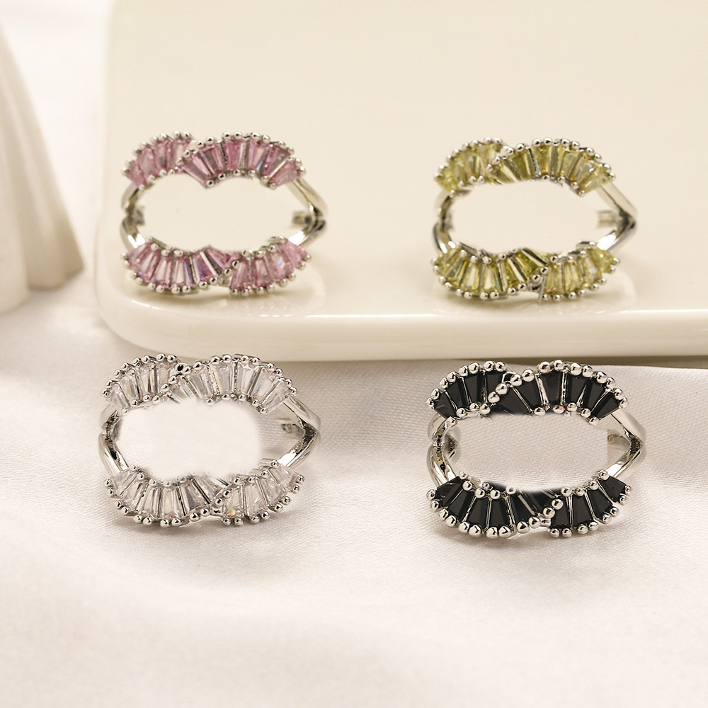 Luxury Jewelry Designer Rings for Women Ring Love Charms Wedding Supplies 925 Silver Plated Alloy Ring Fine Finger Ring
Luxury Jewelry Designer Rings for Women Ring Love Charms Wedding Supplies 925 Silver Plated Alloy Ring Fine Finger Ring